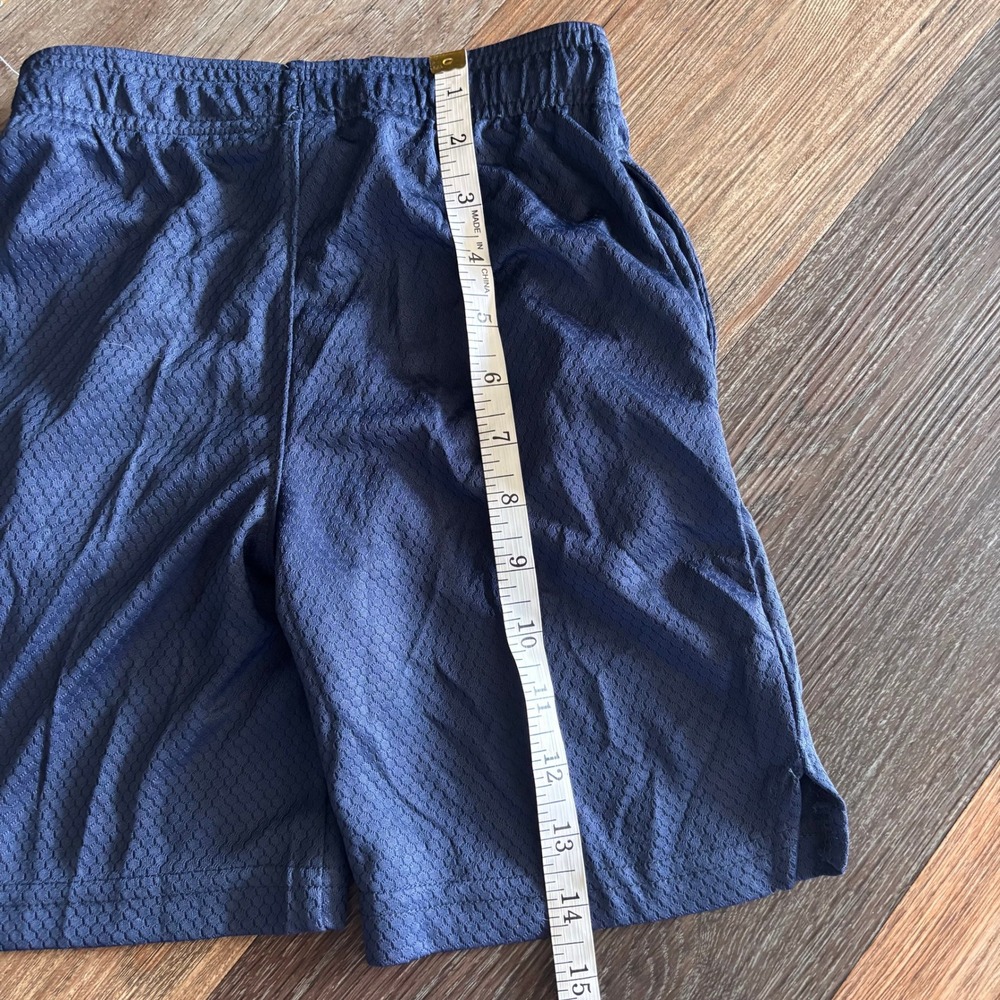 New Balance Boys Natural Indigo Blue Honeycomb Mesh Athletic Shorts Size L 7 NEW - Picture 5 of 6